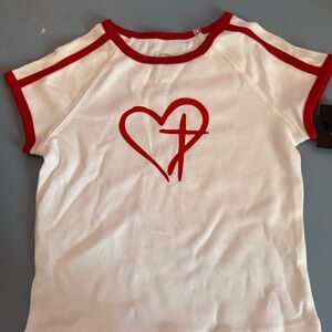 NWT Girls T-shirt heart with cross design